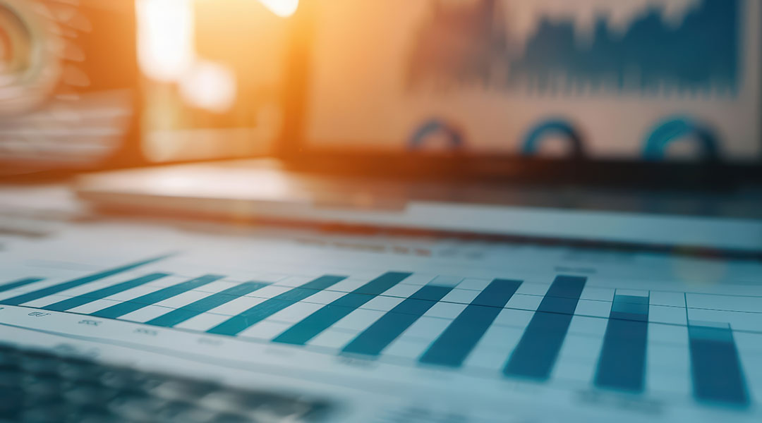 Pricing strategy determining optimal price points to maximize pr